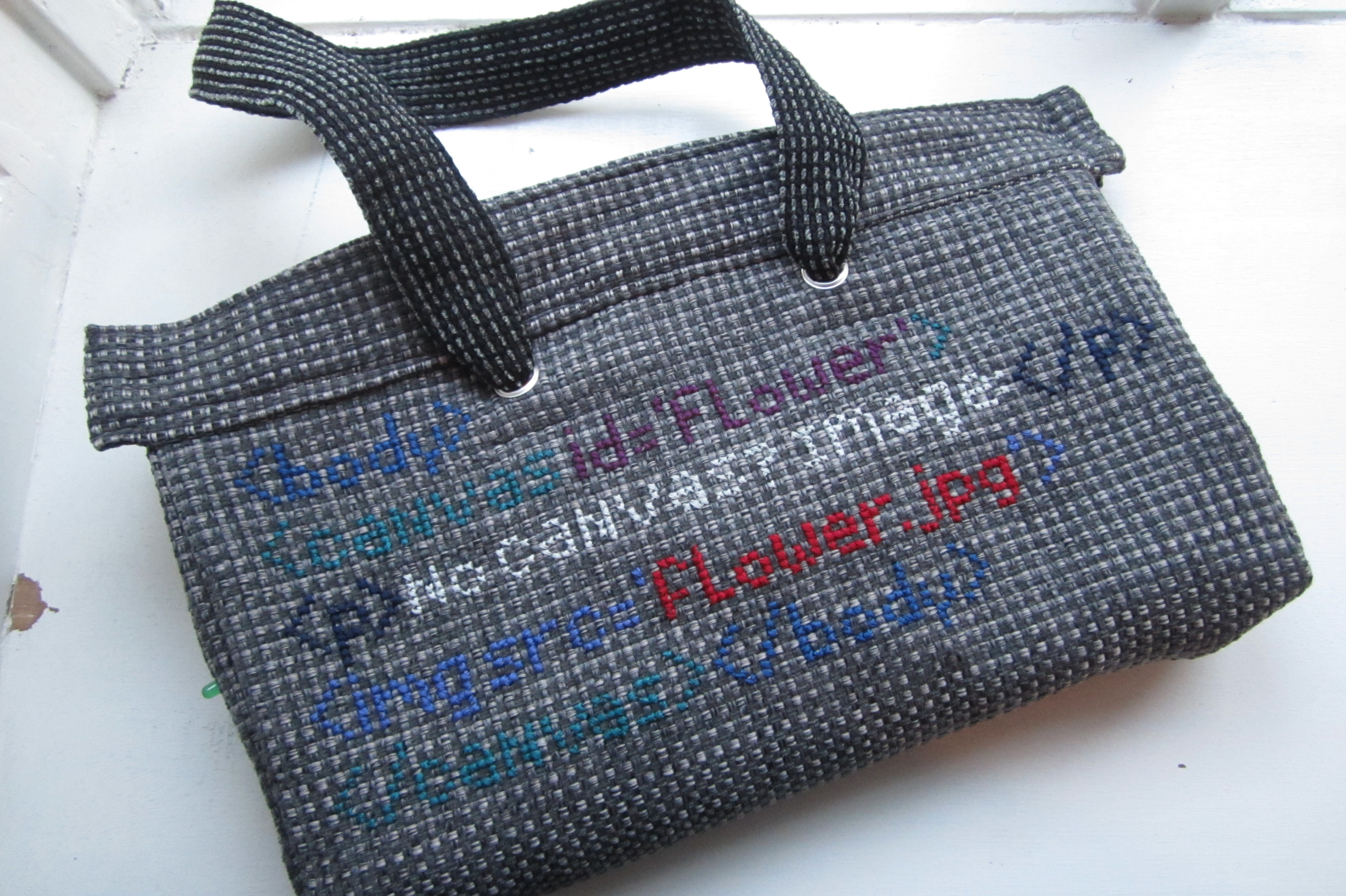 HTML5 handbag